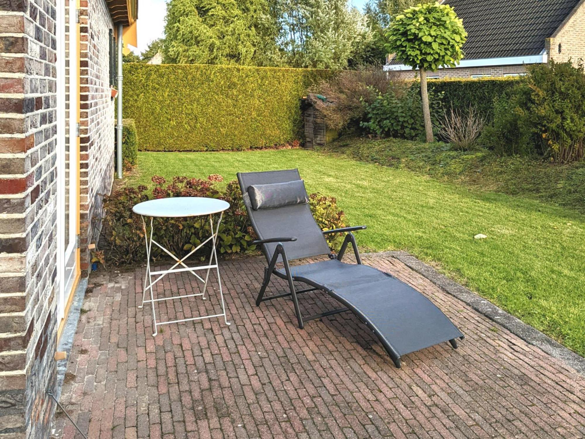 Tzummarum Gemuetliches Ferienhaus Mit Beheiztem Pool, Garten Und Ueberdachter Terrasse מראה חיצוני תמונה