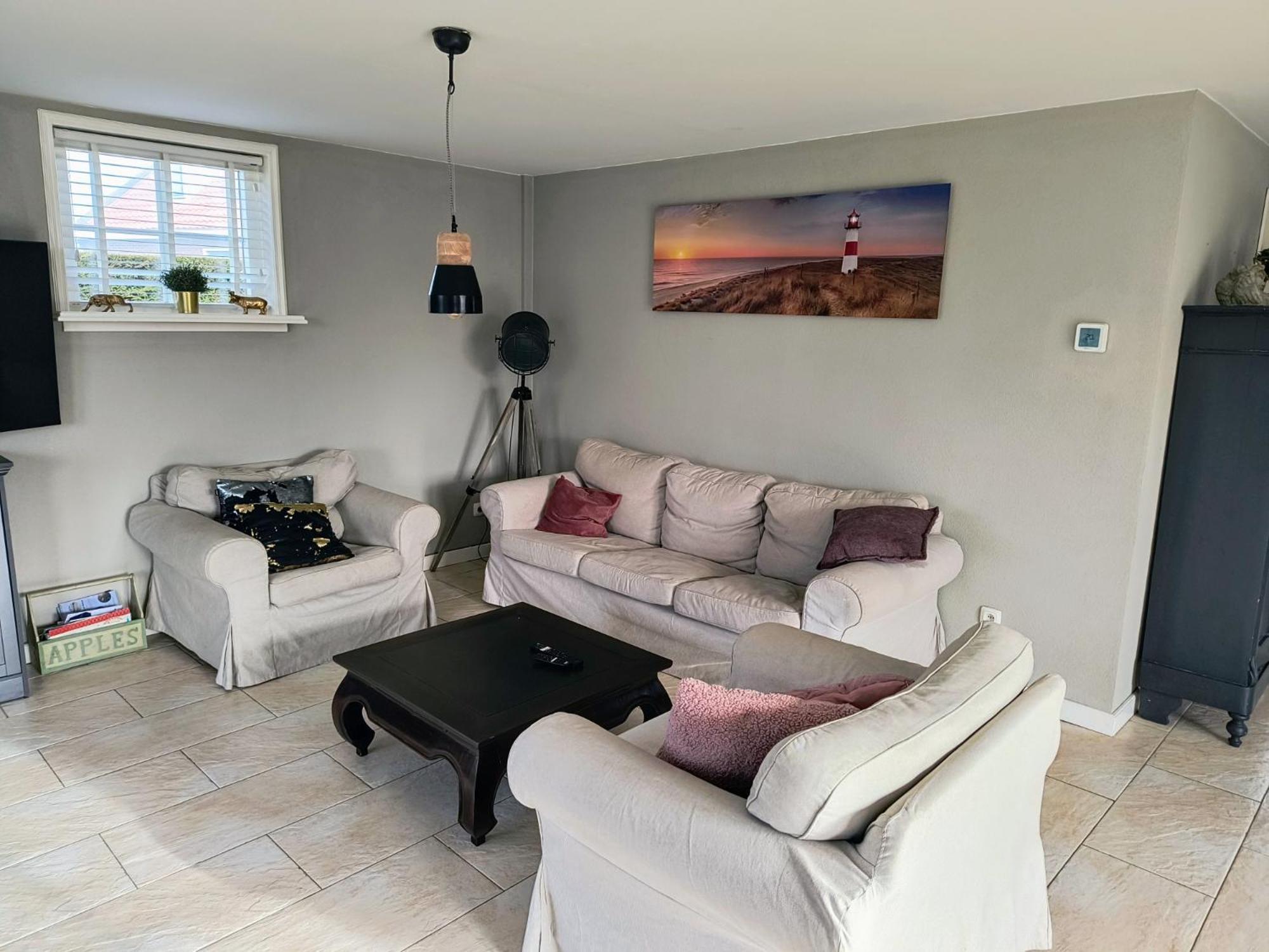Tzummarum Gemuetliches Ferienhaus Mit Beheiztem Pool, Garten Und Ueberdachter Terrasse מראה חיצוני תמונה